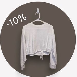 [Forever 21] White Cropped Crewneck✨On Sale✨